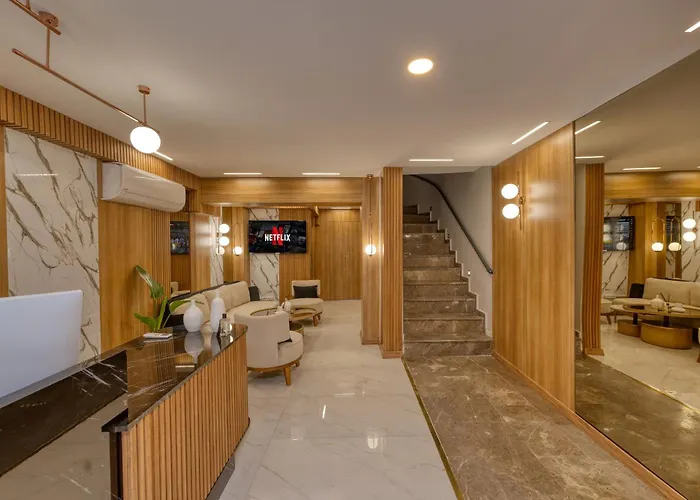 Swans Old Grand Bazar איסטמבול